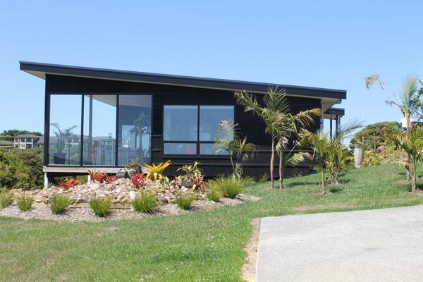 Cable Bay Views