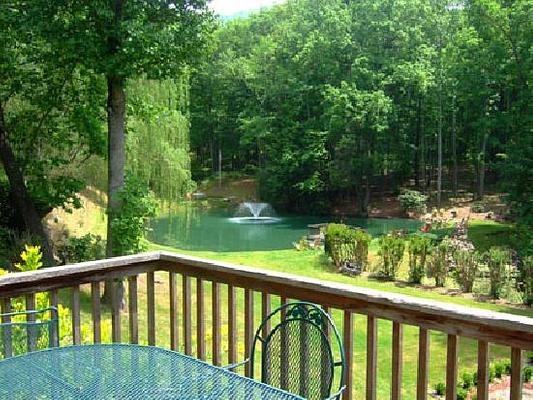 Asheville Cabins of Willow Winds