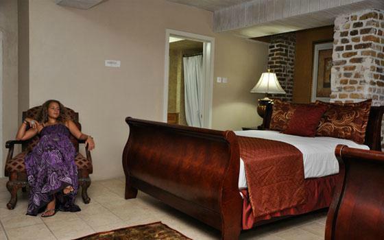 The Cobblestone Inn