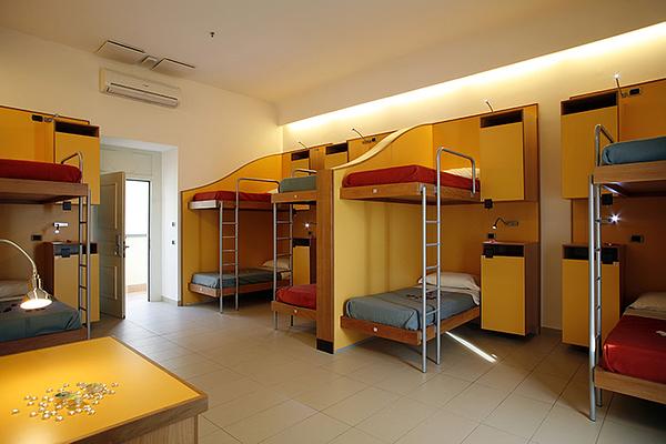 Seven Hostel
