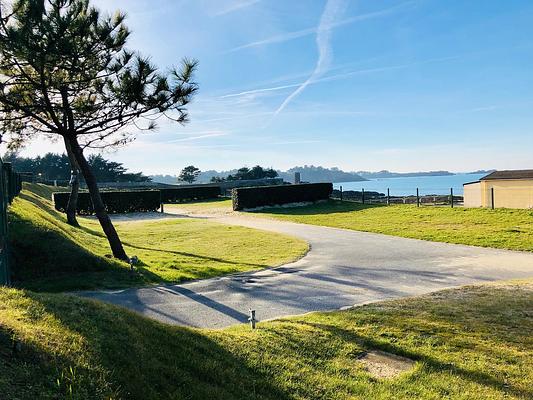 Camping du Port Blanc Dinard - Vue Mer - Acces direct plage