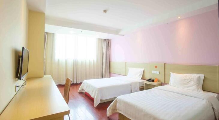 7 Days Premium Shenyang Railway Station Zhongshan Square
