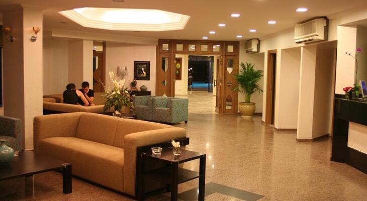 Elysee Beach Hotel