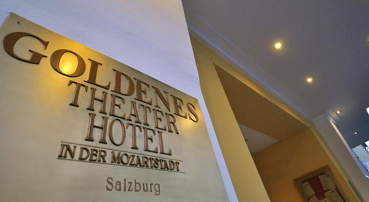 Goldenes Theater Hotel