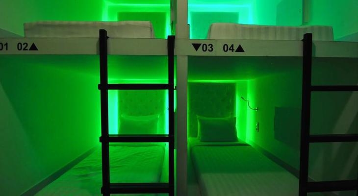 Capsule Hotel Old Batavia