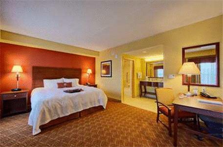 Hampton Inn & Suites Oklahoma City-Bricktown