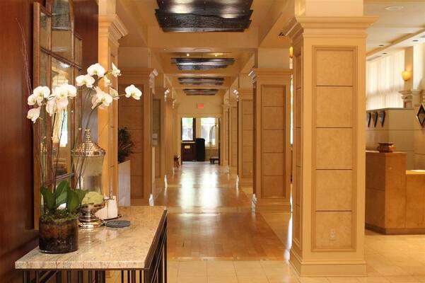 The Ashton Hotel