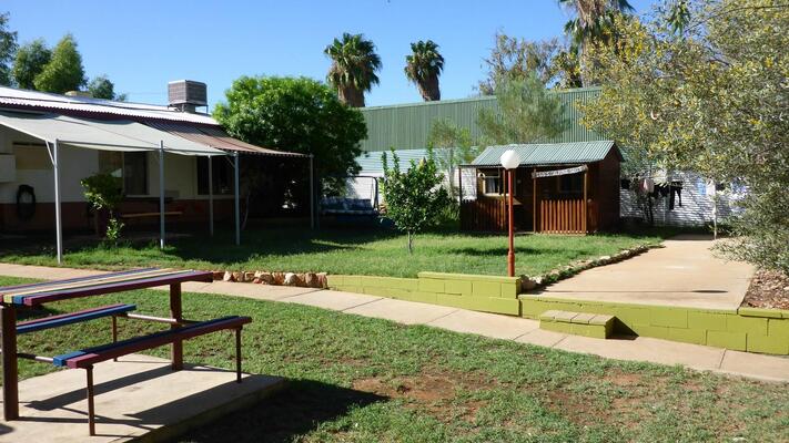 Alice's Secret Travellers Inn