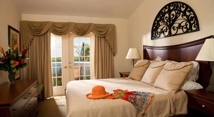 'Tween Waters Island Resort & Spa