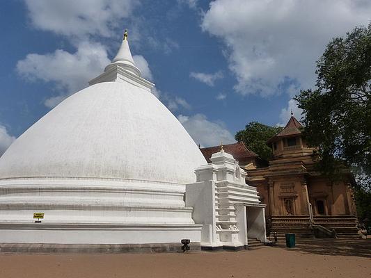 Kelaniya Raja Maha Vihara