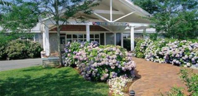 Beachside Inn at Nantucket