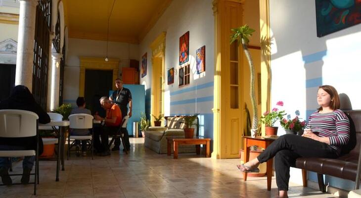 Hostal Zocalo