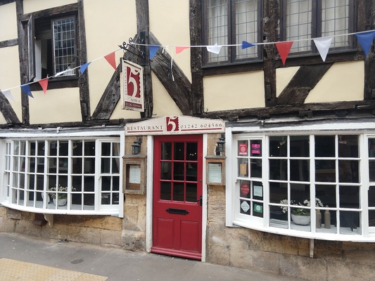 Restaurant 5 North Street