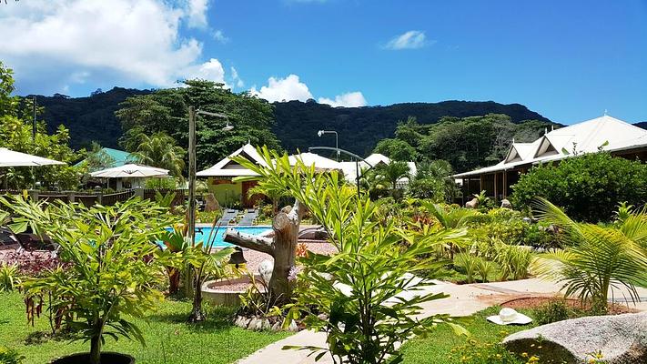 La Digue Holiday Villa