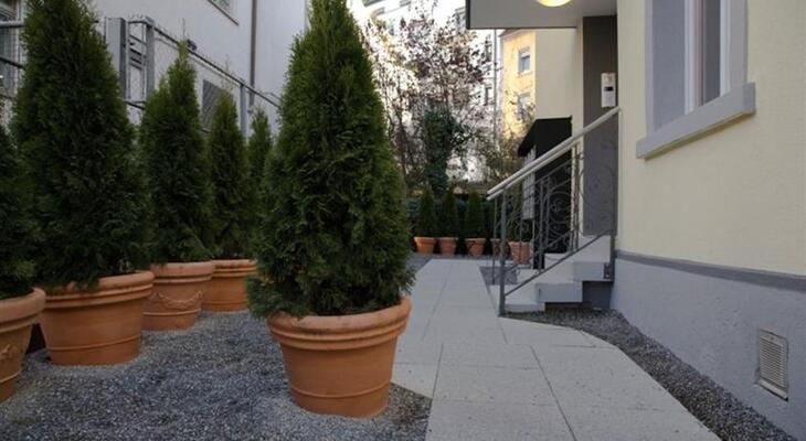 Casa Heinrich Guesthouse