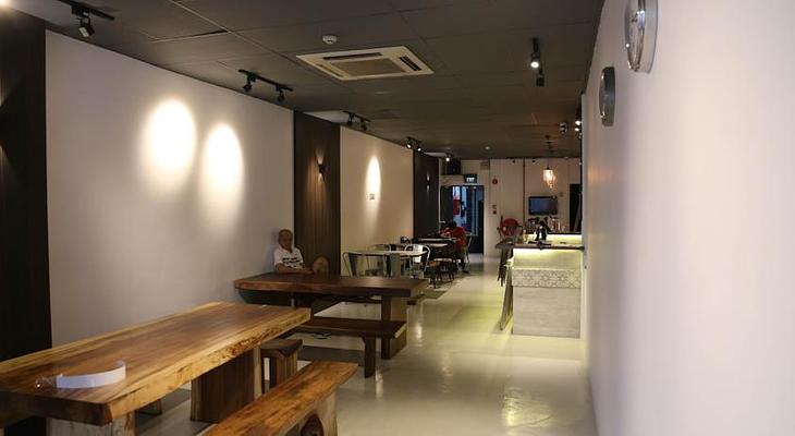Fernloft - City Hostel Singapore