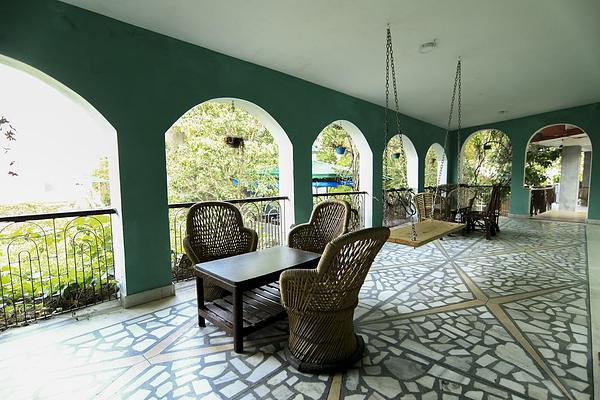 Swiss Cottage And Spa By Salvus