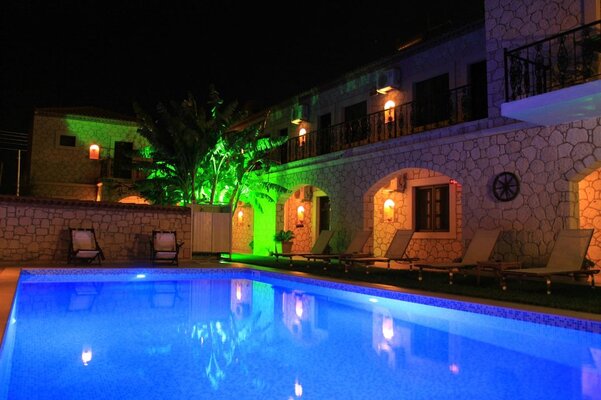 Nobela Hotel