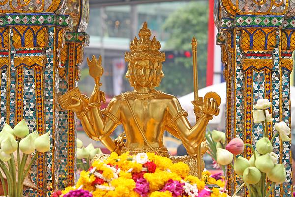 Erawan Shrine (Thao Mahaprom Shrine)