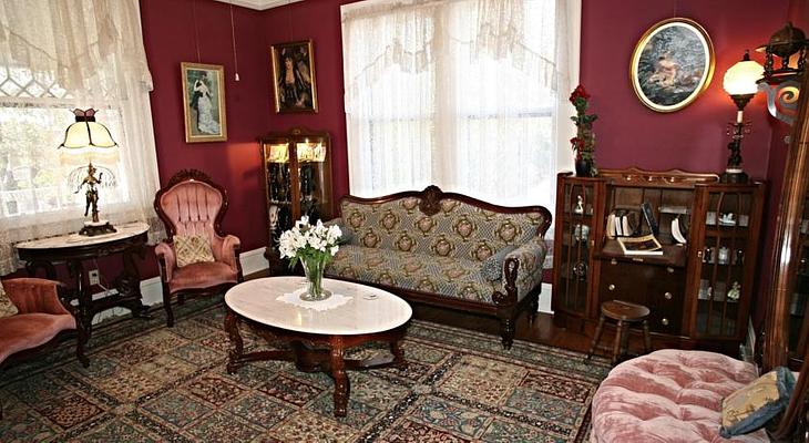 Brackenridge House Bed and Breakfast