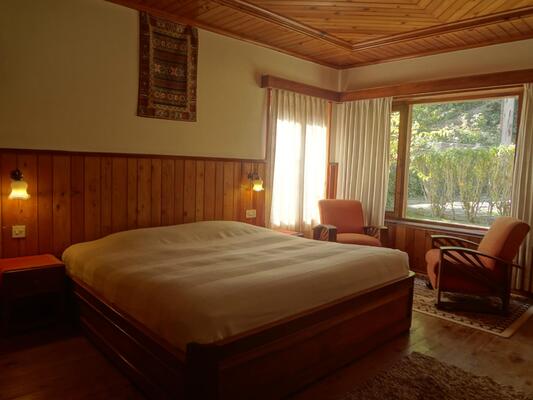 Retreat Cottages