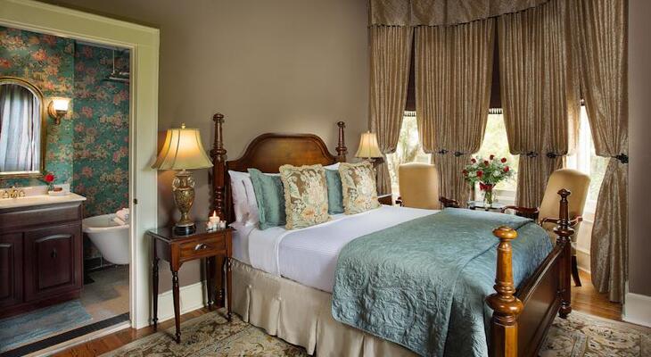 Hamilton-Turner Inn