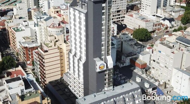 Intersur Hotel 13 de Julio