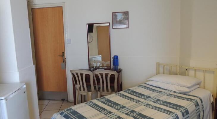 Delphi Hotel