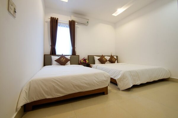 Poetic Hue Hotel
