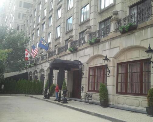 Hotel St. Regis