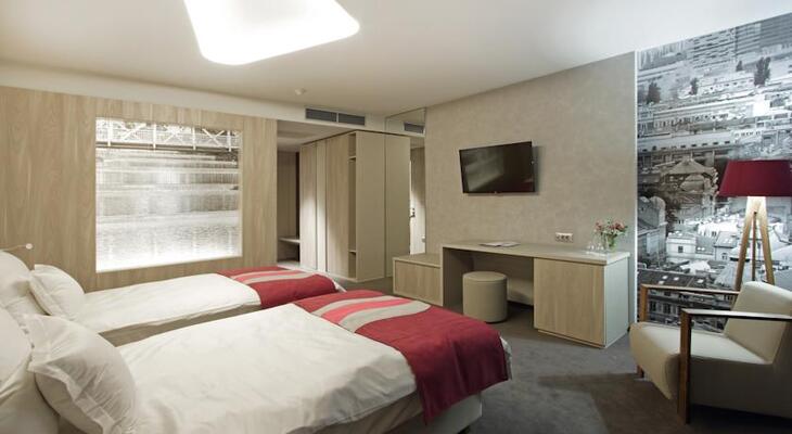 Hotel Colors Inn