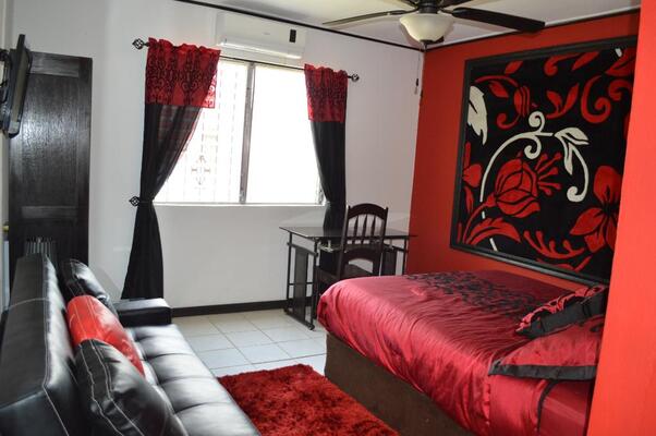 El Rey Hotel