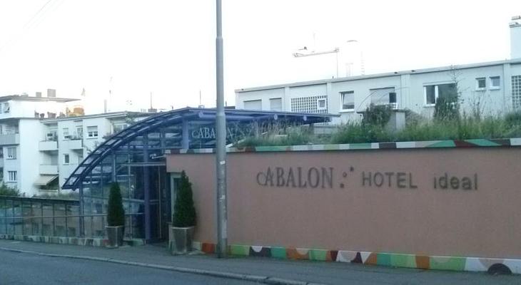 Abalon Hotel Ideal