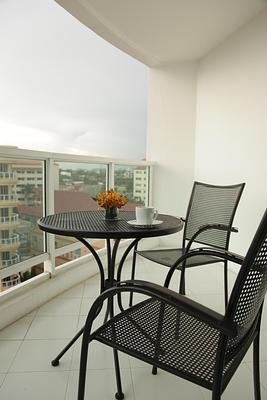 Nova Suites Pattaya