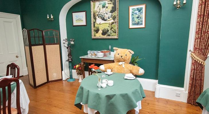 Glendruidh House