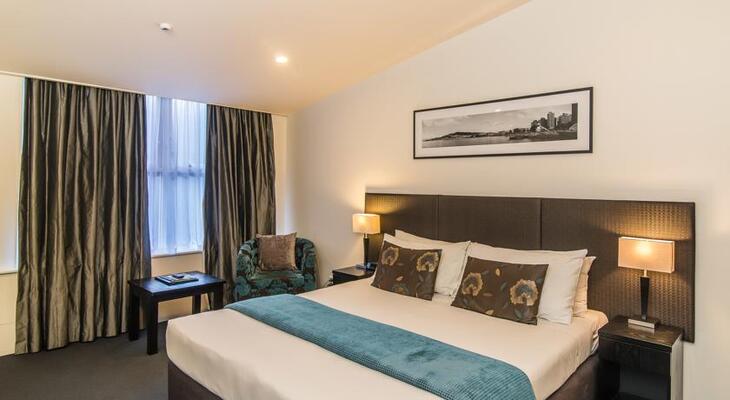 Gilmer Apartment Hotel