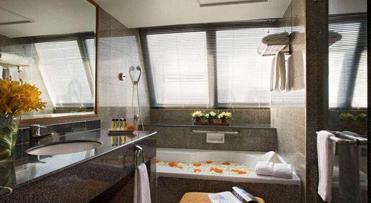 Boulevard Hotel Bangkok Sukhumvit