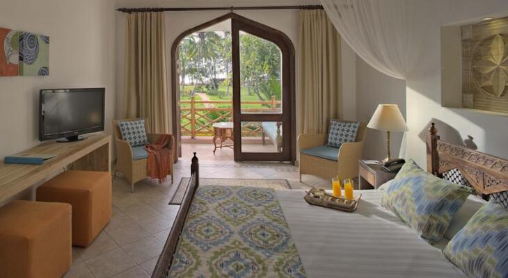 Bluebay Beach Resort & Spa