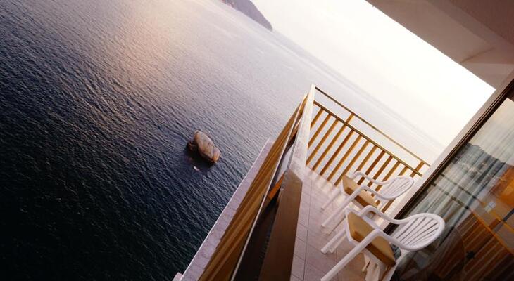 Holiday Inn Resort Acapulco, an IHG Hotel