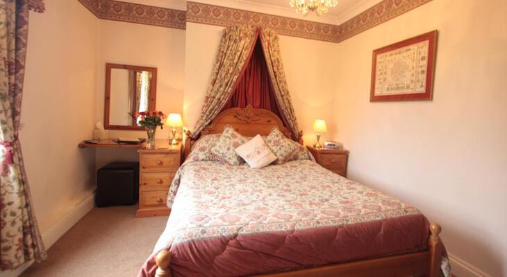 Bronte Guest House