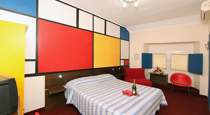 Hotel Cairoli