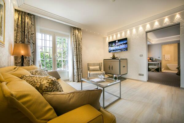 Hotel Byblos Saint-Tropez