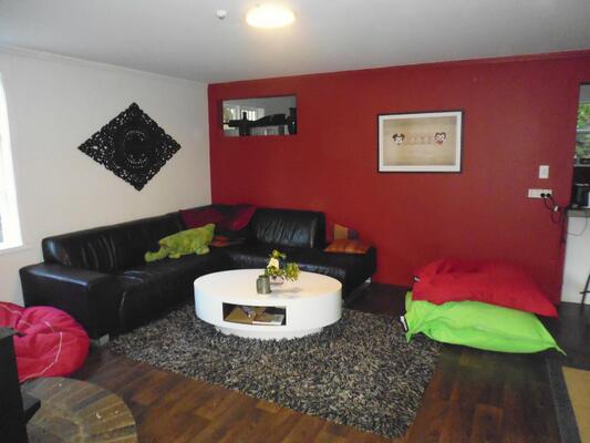 Hekerua Lodge Backpackers Hostel