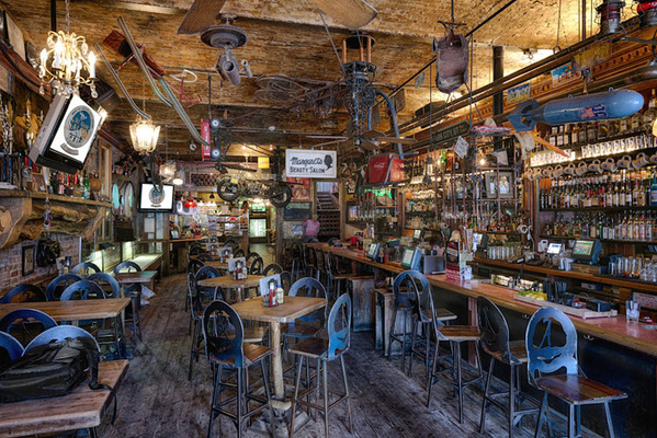 No Name Saloon & Grill