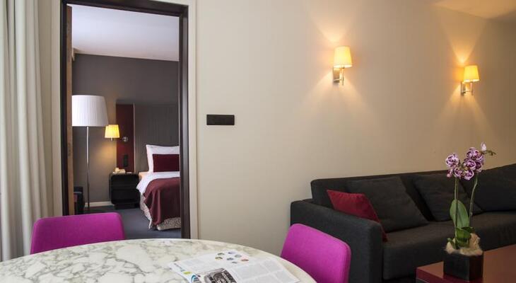 Radisson RED Brussels