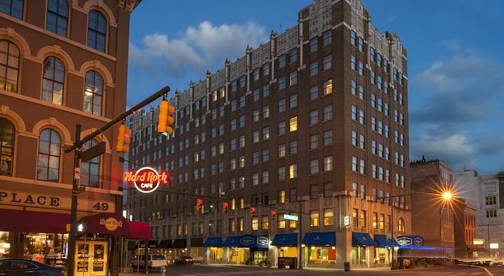 Hampton Inn Indianapolis Downtown Across from Circle Centre