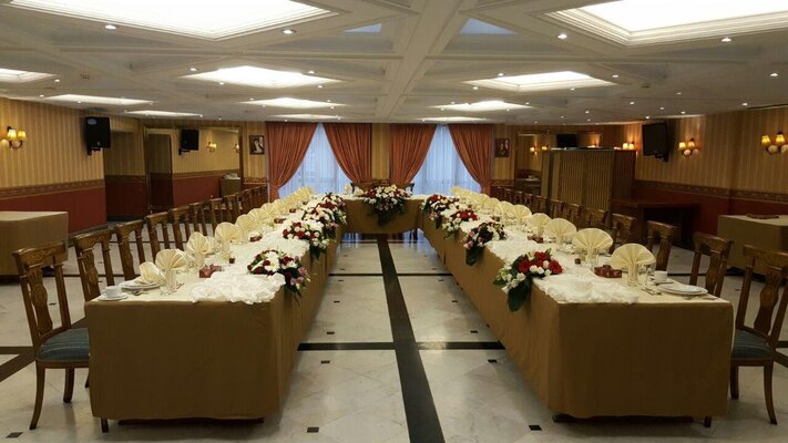 Simorgh Hotel