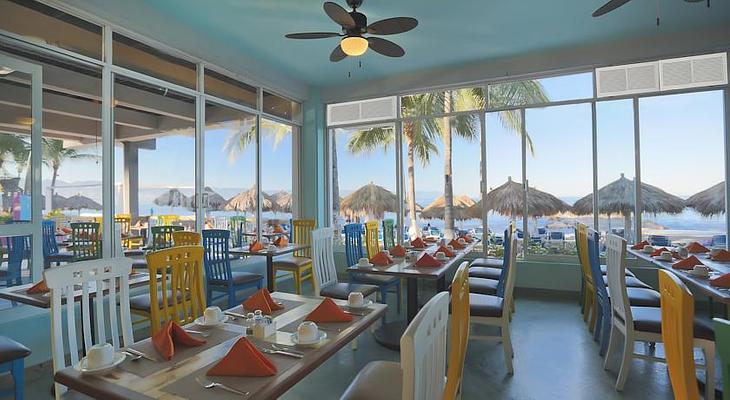 Crown Paradise Club All Inclusive Resort Puerto Vallarta