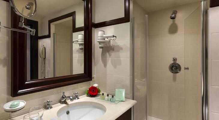 Hotel Barsey by Warwick