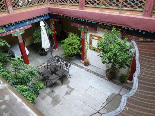 Yaoxi Pingkang Gujian Hotel